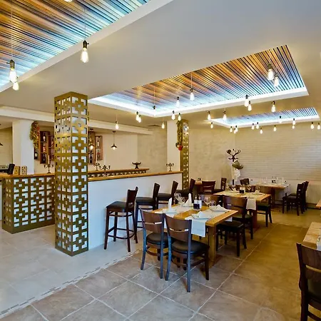 Apartament Deluxe Monastery 3