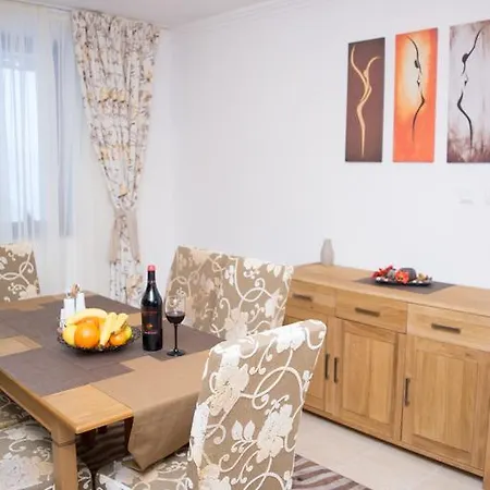 Appartement Deluxe Monastery 3 *