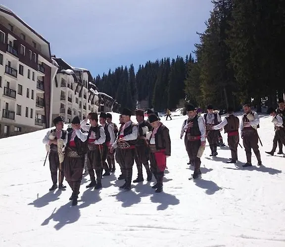 Deluxe Monastery 3 פמפורובו